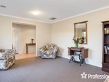 https://images.listonce.com.au/custom/160x/listings/104-nimblefoot-way-lilydale-vic-3140/445/01526445_img_03.jpg?krr622mbUVc