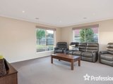 https://images.listonce.com.au/custom/160x/listings/104-nimblefoot-way-lilydale-vic-3140/445/01526445_img_04.jpg?6yFLxTNkobE