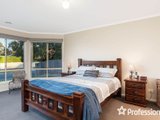 https://images.listonce.com.au/custom/160x/listings/104-nimblefoot-way-lilydale-vic-3140/445/01526445_img_08.jpg?QSq13jt5Z6E