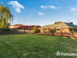 https://images.listonce.com.au/custom/160x/listings/104-nimblefoot-way-lilydale-vic-3140/445/01526445_img_15.jpg?G54krjNU28Q