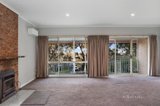 https://images.listonce.com.au/custom/160x/listings/104-russell-street-buninyong-vic-3357/146/01539146_img_05.jpg?9YETYeHg2i8