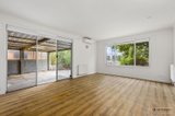https://images.listonce.com.au/custom/160x/listings/104-south-valley-road-highton-vic-3216/496/01698496_img_02.jpg?3-2P8KDEKkg