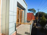 https://images.listonce.com.au/custom/160x/listings/104-station-street-port-melbourne-vic-3207/532/01912532_img_07.jpg?cLKG-rW7hgE