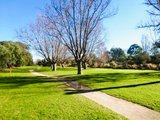 https://images.listonce.com.au/custom/160x/listings/104-station-street-port-melbourne-vic-3207/532/01912532_img_08.jpg?IAjo0j9BMNA