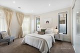 https://images.listonce.com.au/custom/160x/listings/104-woodhouse-grove-box-hill-north-vic-3129/058/01178058_img_07.jpg?i2yWymfpHyo