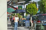 https://images.listonce.com.au/custom/160x/listings/1041-evergreen-mews-armadale-vic-3143/973/01768973_img_08.jpg?iDdsIL2OzuA