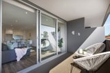 https://images.listonce.com.au/custom/160x/listings/10410-main-street-blackburn-vic-3130/487/00712487_img_03.jpg?HQ4qKUxP2vI