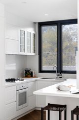https://images.listonce.com.au/custom/160x/listings/10411-livingstone-street-ivanhoe-vic-3079/901/01536901_img_06.jpg?Y_vtU2oU0w4