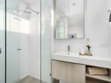 https://images.listonce.com.au/custom/160x/listings/10414-laurel-street-bentleigh-east-vic-3165/507/01928507_img_07.jpg?__5_IqjOjSc