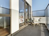 https://images.listonce.com.au/custom/160x/listings/10414-laurel-street-bentleigh-east-vic-3165/507/01928507_img_09.jpg?PvMFA9_XjoM