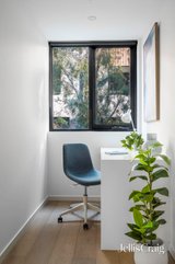 https://images.listonce.com.au/custom/160x/listings/10420-shamrock-street-abbotsford-vic-3067/644/01973644_img_05.jpg?rLVLj-INVC0