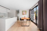 https://images.listonce.com.au/custom/160x/listings/104281-barkers-road-kew-vic-3101/507/01548507_img_03.jpg?QZtgiuw17N4