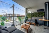 https://images.listonce.com.au/custom/160x/listings/104358-moreland-road-brunswick-west-vic-3055/138/01727138_img_07.jpg?3Qr05vIe-nQ