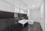 https://images.listonce.com.au/custom/160x/listings/10438-nott-street-port-melbourne-vic-3207/131/01802131_img_12.jpg?KQZamQkUY-Q