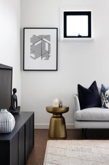 https://images.listonce.com.au/custom/160x/listings/1044-6-matthews-road-bentleigh-east-vic-3165/367/01972367_img_11.jpg?Mb0iKtR7RAE