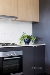 https://images.listonce.com.au/custom/160x/listings/1044-6-matthews-road-bentleigh-east-vic-3165/841/01361841_img_07.jpg?ebYNCuEMBLw