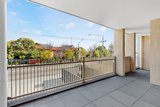 https://images.listonce.com.au/custom/160x/listings/104439-camberwell-road-camberwell-vic-3124/501/01753501_img_08.jpg?nNJCJ8_bGWk