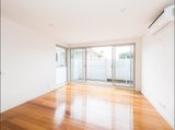 https://images.listonce.com.au/custom/160x/listings/104464-hawthorn-road-caulfield-south-vic-3162/685/01879685_img_04.jpg?MHr-SfY3DqM