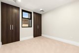 https://images.listonce.com.au/custom/160x/listings/10447-ormond-esplanade-elwood-vic-3184/982/01794982_img_08.jpg?nWZzsPow21Q