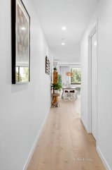 https://images.listonce.com.au/custom/160x/listings/10468-hitchcock-avenue-barwon-heads-vic-3227/784/01577784_img_12.jpg?oSRYXhpd-E0