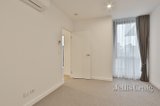 https://images.listonce.com.au/custom/160x/listings/104777-doncaster-road-doncaster-vic-3108/240/01580240_img_05.jpg?hbpywpSR4zU