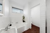 https://images.listonce.com.au/custom/160x/listings/1048-spray-street-elwood-vic-3184/820/01981820_img_13.jpg?6aIbzhBWUEU