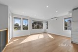 https://images.listonce.com.au/custom/160x/listings/10498-500-waterdale-road-heidelberg-west-vic-3081/755/01895755_img_04.jpg?XBYtgWV_5UQ