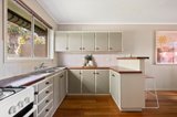 https://images.listonce.com.au/custom/160x/listings/105-carronvale-road-mooroolbark-vic-3138/957/01988957_img_04.jpg?zFeOga_H4SM