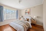 https://images.listonce.com.au/custom/160x/listings/105-carronvale-road-mooroolbark-vic-3138/957/01988957_img_06.jpg?7sPULqOrsP0