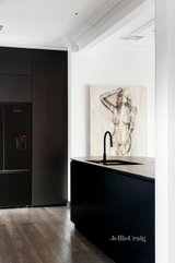 https://images.listonce.com.au/custom/160x/listings/105-maltravers-road-ivanhoe-east-vic-3079/581/01738581_img_09.jpg?QYRnFHVf2zs