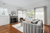 https://images.listonce.com.au/custom/160x/listings/105-mountain-view-parade-rosanna-vic-3084/670/01703670_img_02.jpg?dZkjjKGgW9s