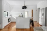 https://images.listonce.com.au/custom/160x/listings/105-mountain-view-parade-rosanna-vic-3084/670/01703670_img_05.jpg?vCGUVzPRMP4