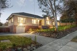 https://images.listonce.com.au/custom/160x/listings/105-rostrevor-parade-mont-albert-north-vic-3129/221/01681221_img_20.jpg?pT6aynDyUTM