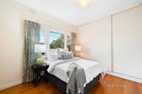 https://images.listonce.com.au/custom/160x/listings/105-rostrevor-parade-mont-albert-north-vic-3129/552/01589552_img_10.jpg?RP2fZ_0X1zM