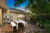 https://images.listonce.com.au/custom/160x/listings/105-rostrevor-parade-mont-albert-north-vic-3129/552/01589552_img_13.jpg?6FrzDYE5iRE