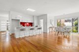 https://images.listonce.com.au/custom/160x/listings/1051-green-island-avenue-mount-martha-vic-3934/460/01954460_img_03.jpg?DZjIgD7CNYM