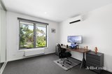 https://images.listonce.com.au/custom/160x/listings/1051-mcnamara-street-macleod-vic-3085/295/01645295_img_09.jpg?VcDgjw7Thd4