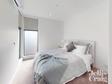 https://images.listonce.com.au/custom/160x/listings/1051110-dandenong-road-carnegie-vic-3163/989/01585989_img_06.jpg?n2u2CDZ8d3U