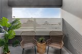https://images.listonce.com.au/custom/160x/listings/10512-14-quinns-road-bentleigh-east-vic-3165/672/01967672_img_05.jpg?Hkd0R1dAvpw