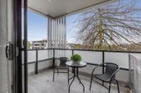 https://images.listonce.com.au/custom/160x/listings/105166-blackburn-road-doncaster-east-vic-3109/160/01289160_img_09.jpg?tYxWd_O1zlY
