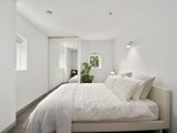 https://images.listonce.com.au/custom/160x/listings/10525-pickles-street-port-melbourne-vic-3207/204/01087204_img_04.jpg?IscsM-4ZnGY