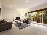 https://images.listonce.com.au/custom/160x/listings/10526-queens-road-melbourne-vic-3004/734/01731734_img_03.jpg?C9jyQ1BB400