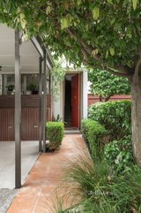 https://images.listonce.com.au/custom/160x/listings/1053-westbank-terrace-richmond-vic-3121/874/01577874_img_11.jpg?IY8UHpvmiDw