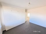 https://images.listonce.com.au/custom/160x/listings/1053-woolton-avenue-thornbury-vic-3071/043/01773043_img_02.jpg?_C72z-xBn5M