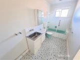 https://images.listonce.com.au/custom/160x/listings/1053-woolton-avenue-thornbury-vic-3071/043/01773043_img_04.jpg?4a6PD_zvcaw