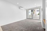 https://images.listonce.com.au/custom/160x/listings/105317-new-street-brighton-vic-3186/609/01837609_img_04.jpg?Xyst8xpdTao