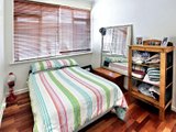 https://images.listonce.com.au/custom/160x/listings/1055-foam-street-elwood-vic-3184/882/01794882_img_03.jpg?ZXD1S3p7uvE