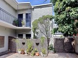 https://images.listonce.com.au/custom/160x/listings/1055-foam-street-elwood-vic-3184/882/01794882_img_04.jpg?YCYa-oGp3ng