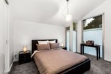 https://images.listonce.com.au/custom/160x/listings/105a-mitford-street-elwood-vic-3184/556/01794556_img_08.jpg?JKDun7AsAVY
