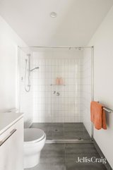 https://images.listonce.com.au/custom/160x/listings/105c168-victoria-road-northcote-vic-3070/340/01933340_img_11.jpg?yqrK2egUtp4